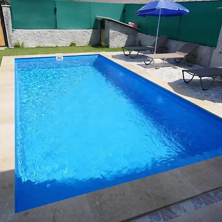 Vila Manolya