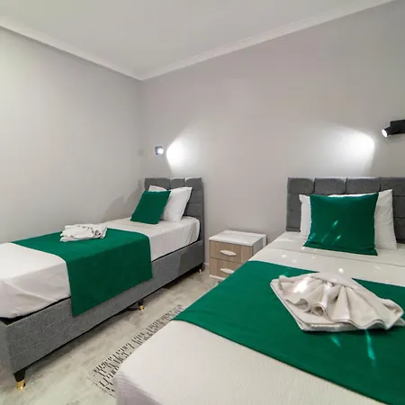 Manolya * フェティエ